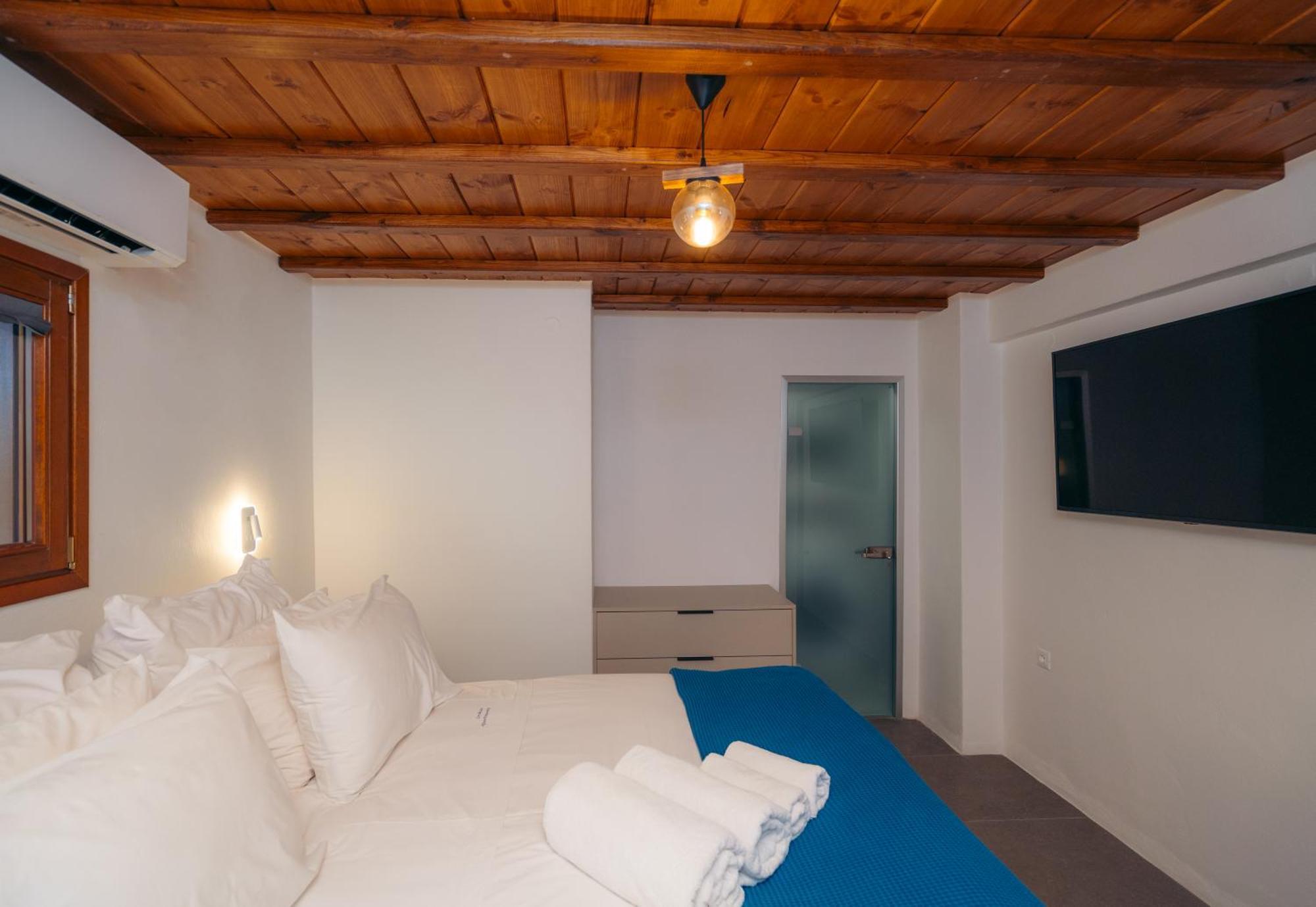 Loukia Apartments Artemonas Esterno foto