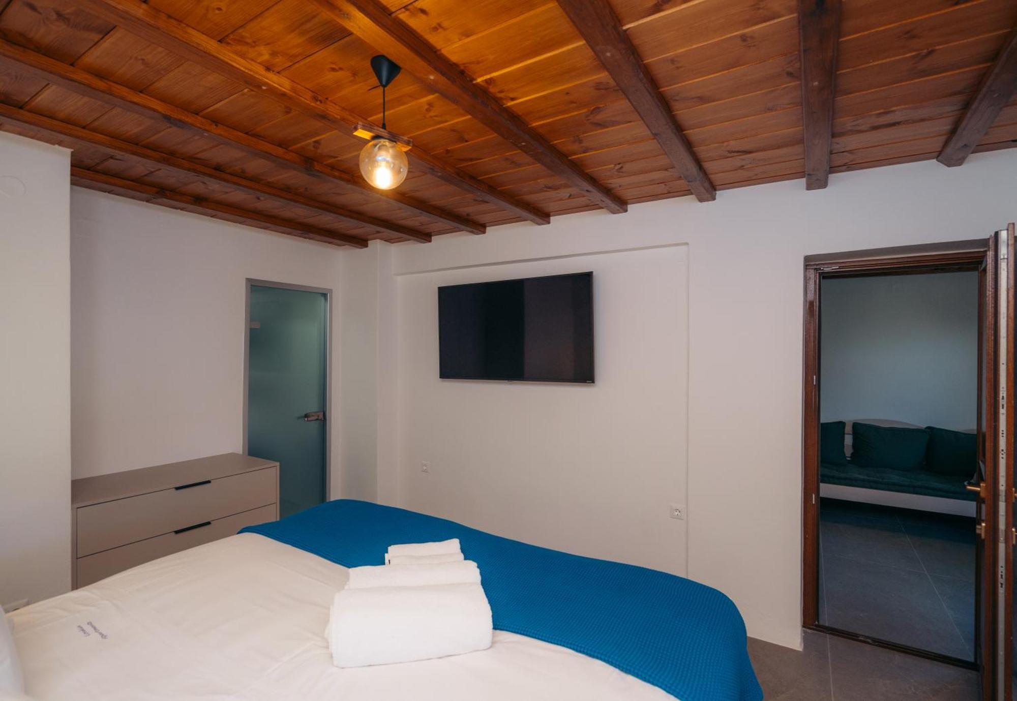 Loukia Apartments Artemonas Esterno foto